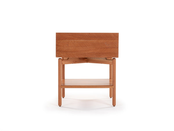 BALANCE / SIDEBED TABLE NATURAL CEDAR